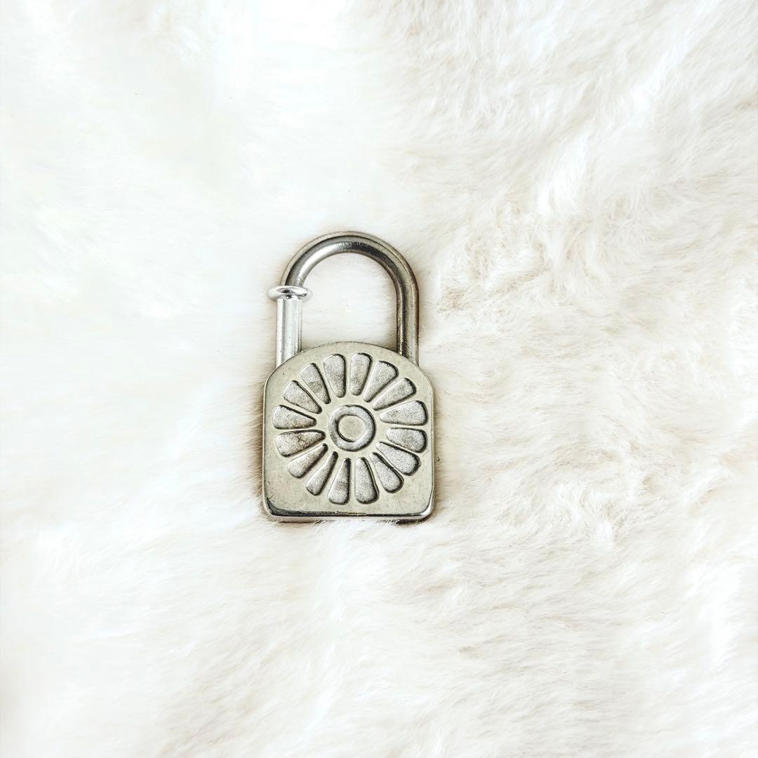 j*)様 HERMES（エルメス）　カデナ　1994年　ひまわり ホワイトゴール