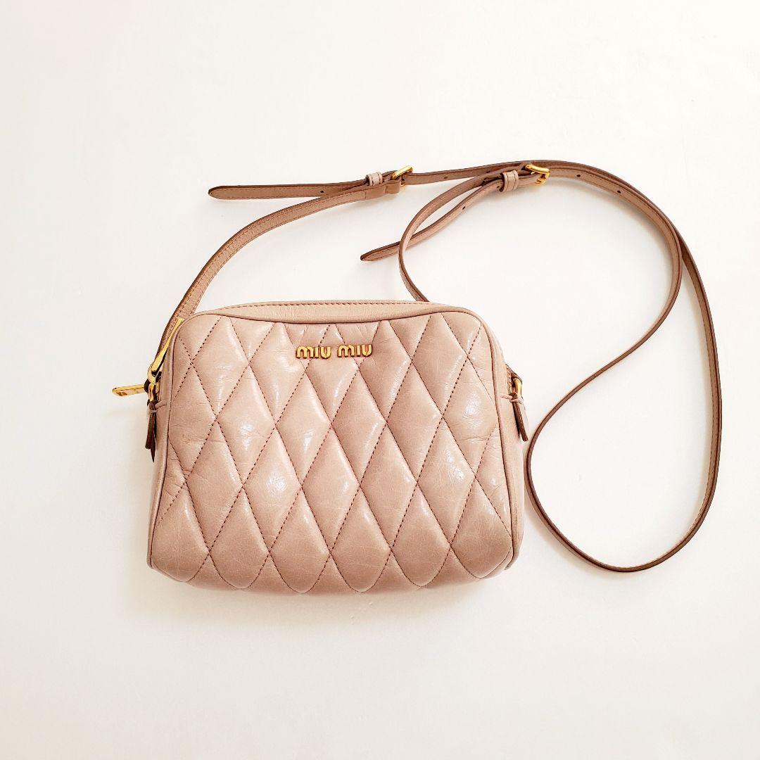 miu miu キルティング レザー ショルダーバッグ ピンク ベージュ