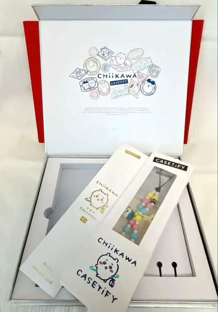 ちいかわ×CASETiFY バンドルボックス　ストラップラスマホケース無しセット