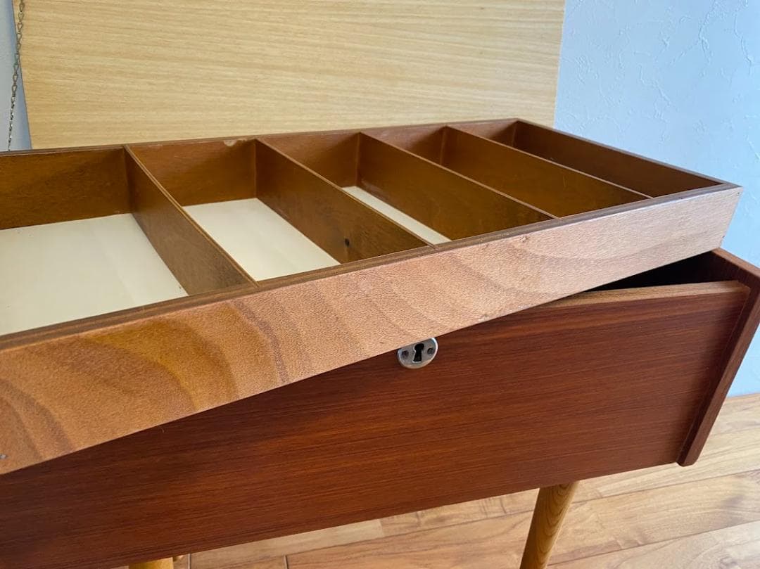 1960-70s ヴィンテージ サイドテーブル ボックス キー付 仕上済