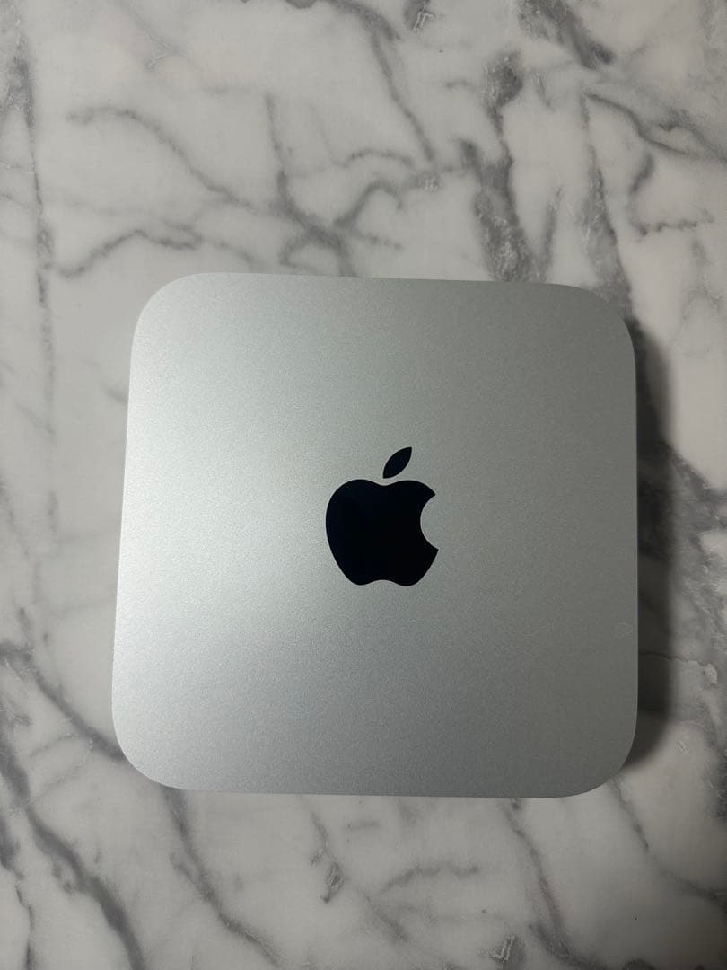 Macデスクトップ Apple Mac mini (M2, 8GB, 256GB SSD)
