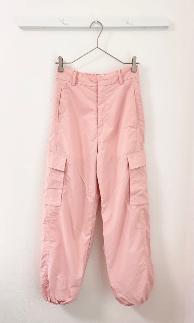 emmi ナイロンフレアパンツ カーゴパンツ ピンク 1 ヨンアさん着用