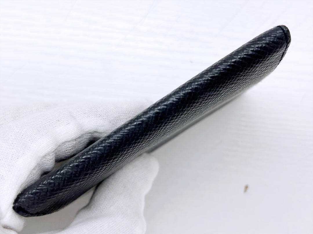 ルイヴィトン　タイガ　カルトドゥ　ヴィジット　名刺入れ　M30922