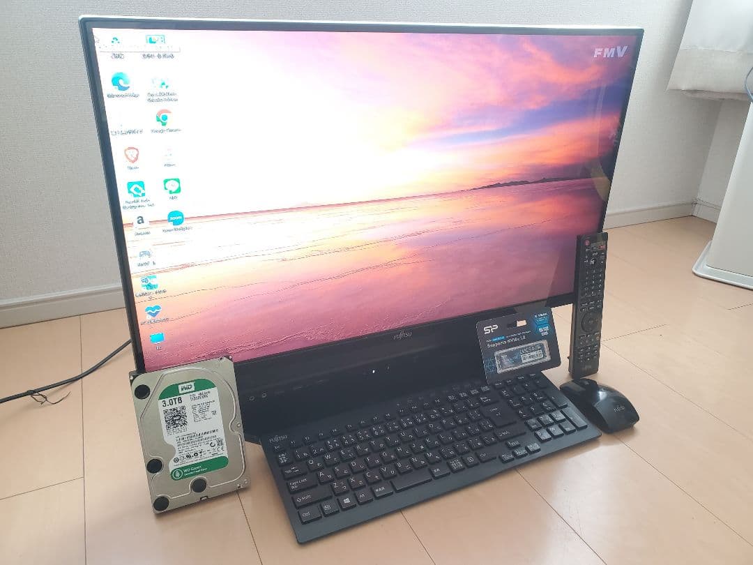 富士通FMV FH90/A3/i7-6700HQ/M.2 512GB/32GB