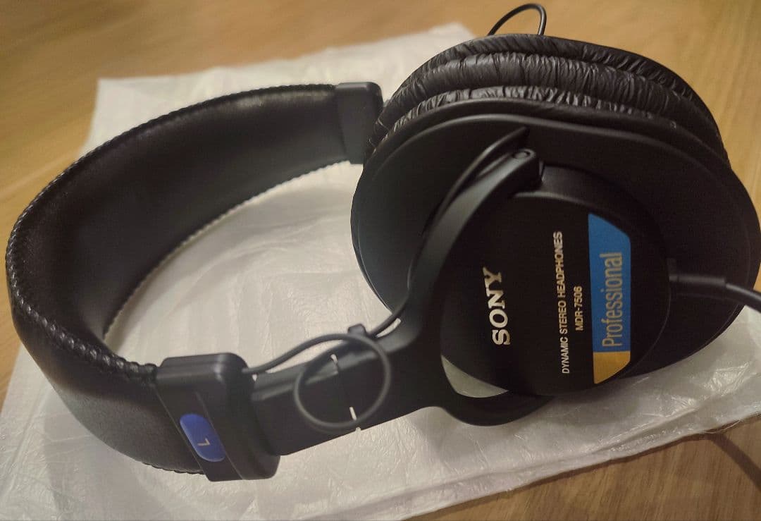 美品 SONY MDR-7506 有線ヘッドホン