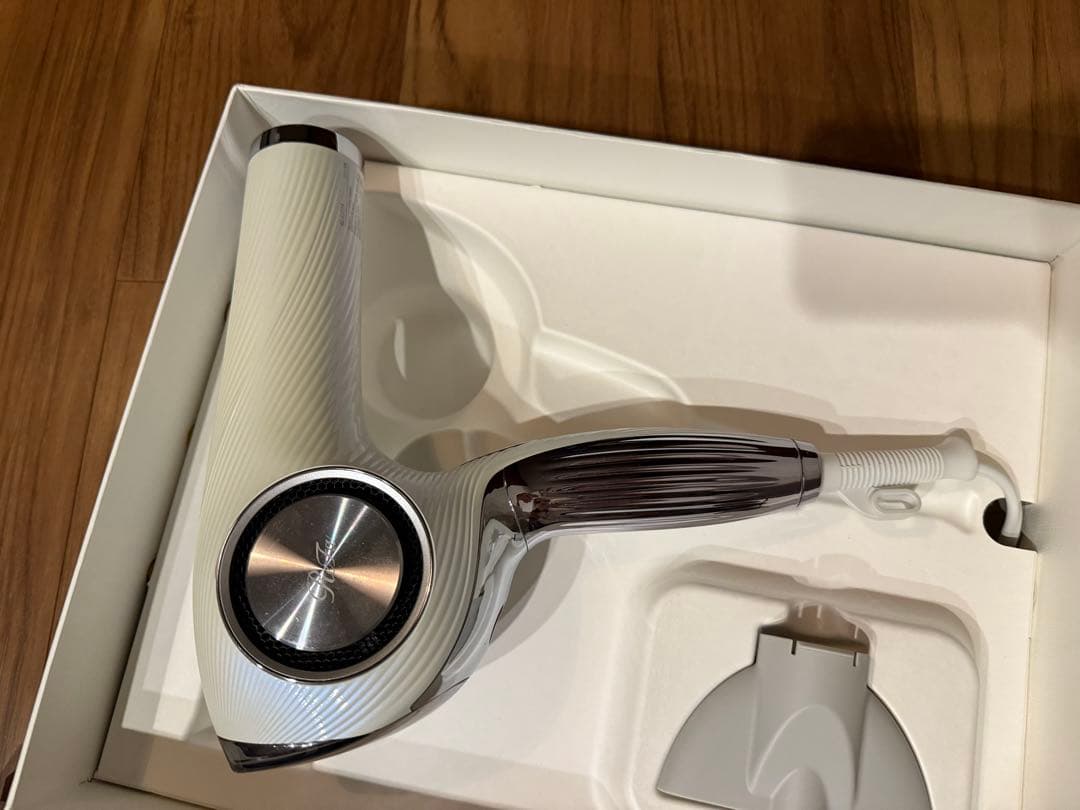 【正規品（ギャランティカード付）】リファビューテックドライヤープロ　2022年製