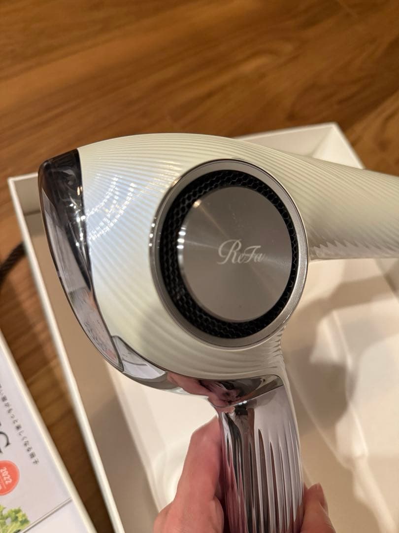 【正規品（ギャランティカード付）】リファビューテックドライヤープロ　2022年製