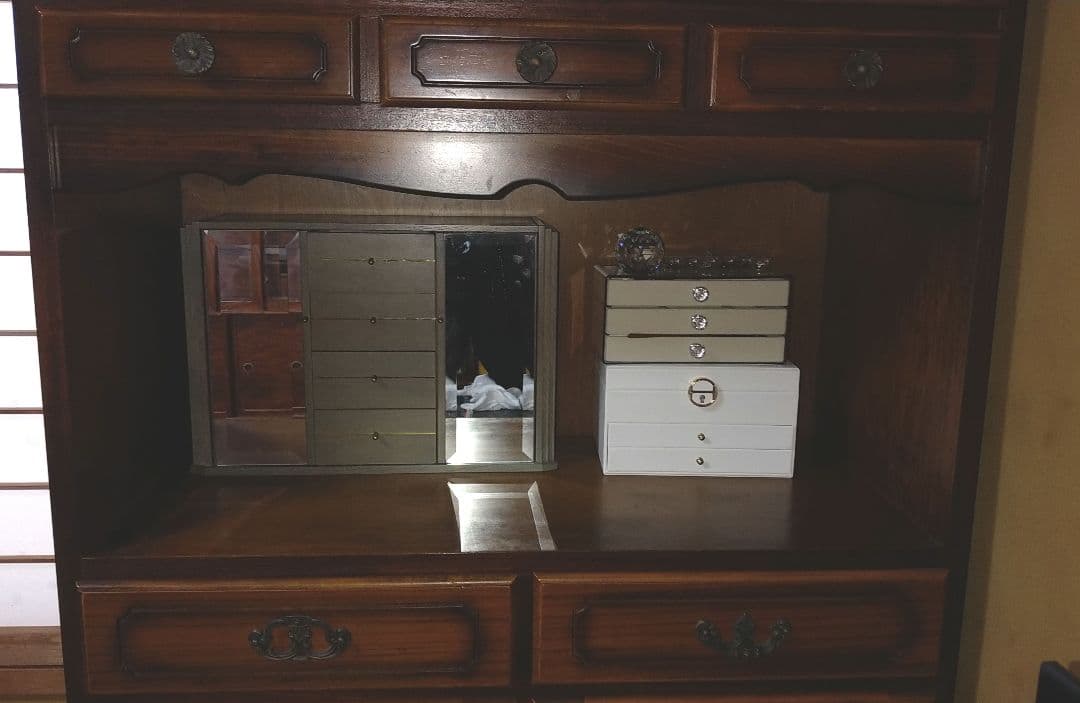 カリモク　タンス