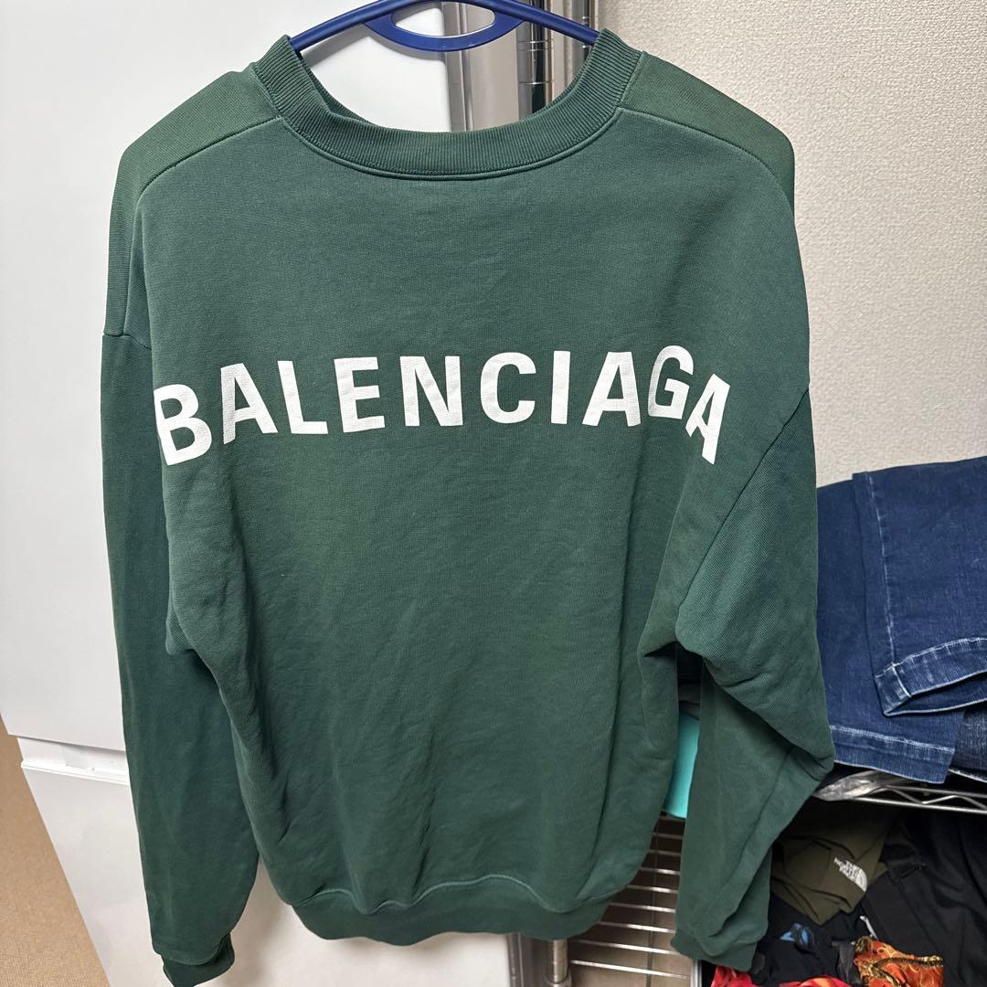 BALENCIAGA グリーン トレーナー値下げしました(*^^*