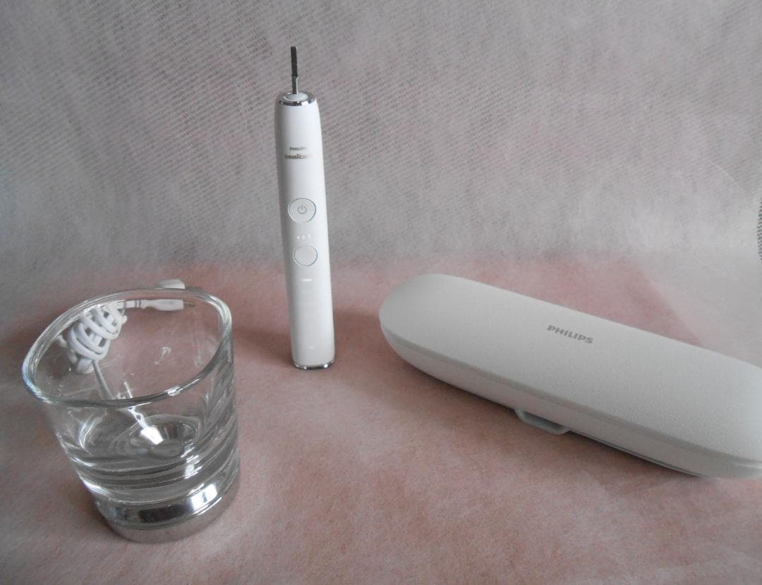 フィリップ ソニックケアー 電動歯ブラシ ダイヤモンドクリーン 充電コップ