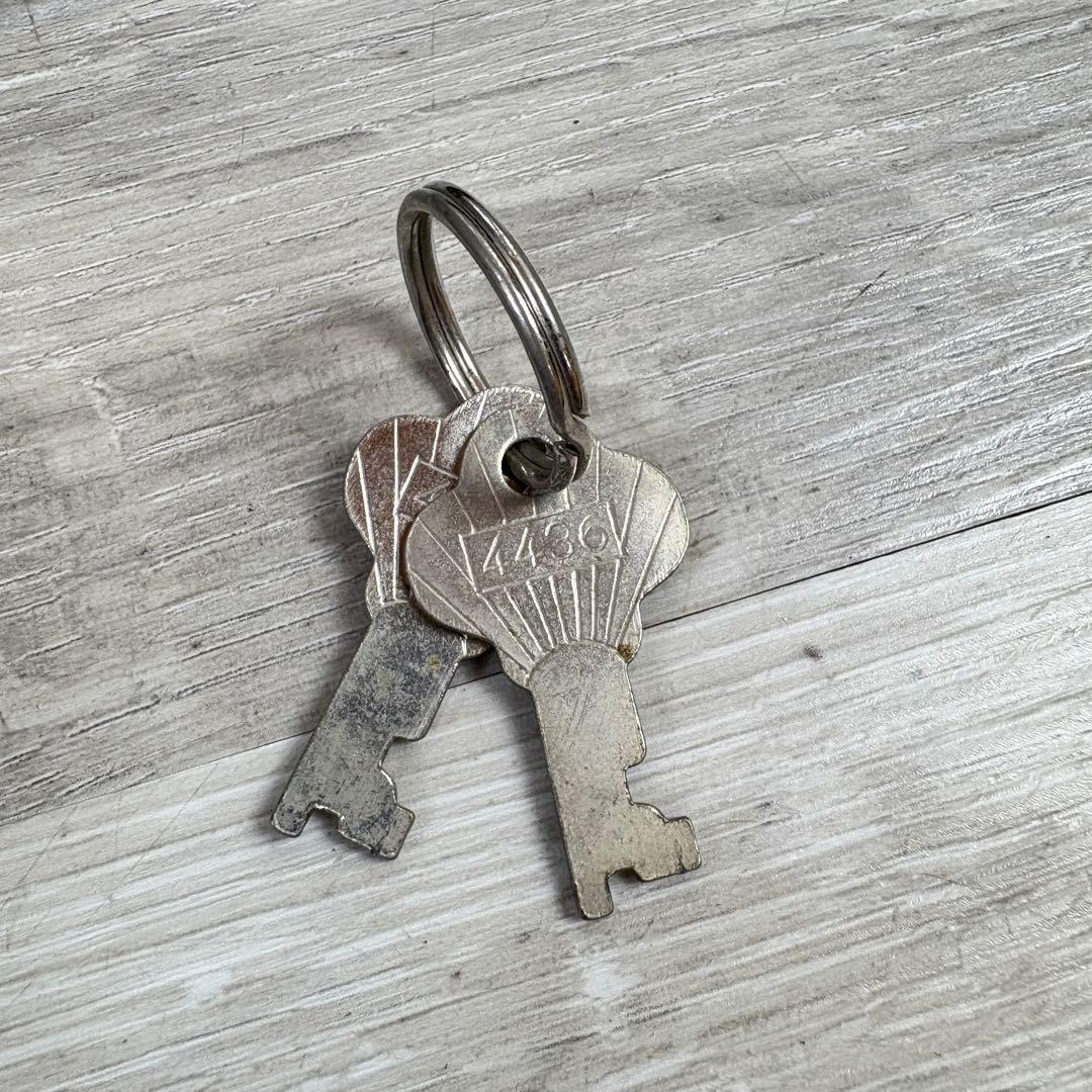 【ヴィンテージ】アルミ大型トランク 船トランク ケース インダストリアル