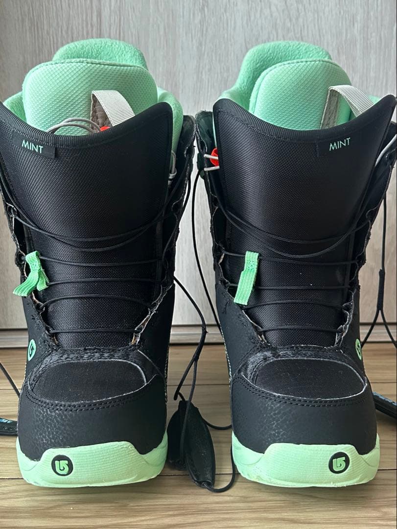 BURTON (バートン)スノーボードブーツ 黒/ ミント　23cm