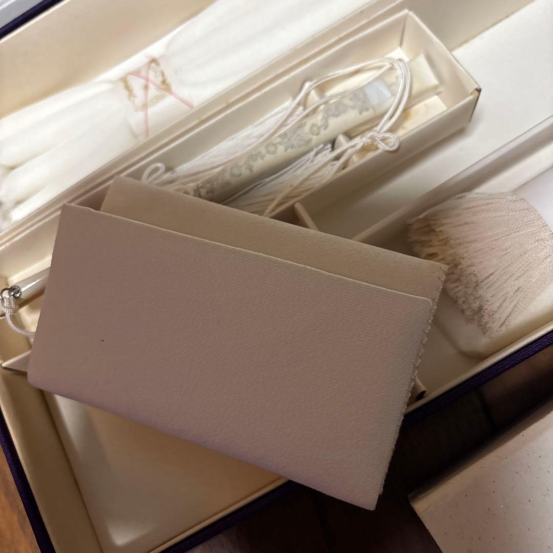 レア　特別出品　白無垢、打掛用　箱せこセット　帯締め二点、懐剣、扇　帯他