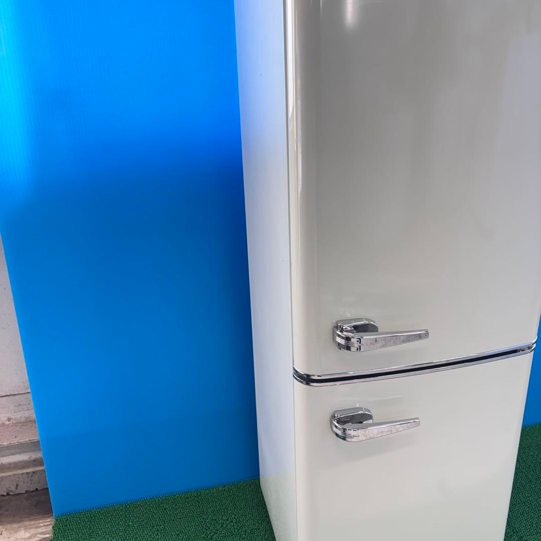 728 冷蔵庫　スリムデザイン　小型　一人暮らし　レトロ　格安　洗濯機も有　美品