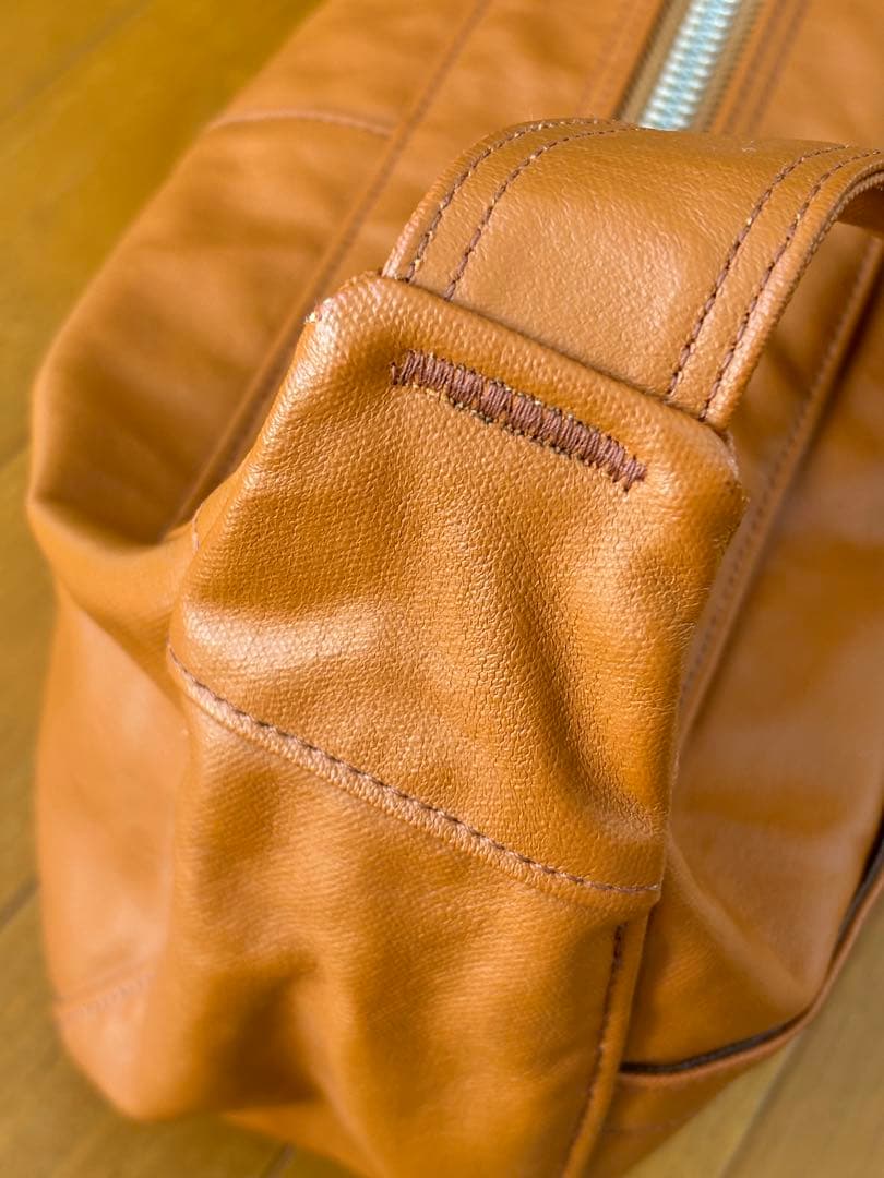 新品同様　廃盤　ポーター　フリースタイル　ショルダーバッグ キャメル　半月型