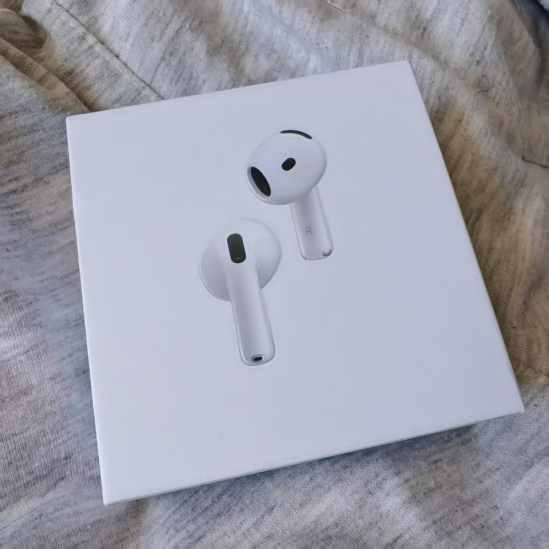 新品未開封 AirPods 4 アクティブノイズキャンセリング ANC