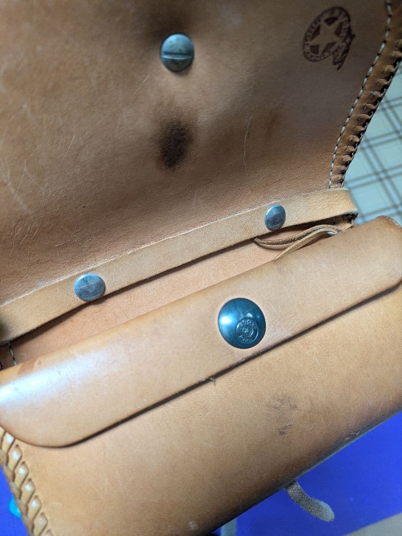 ラッキージョン　ショルダーウォレット