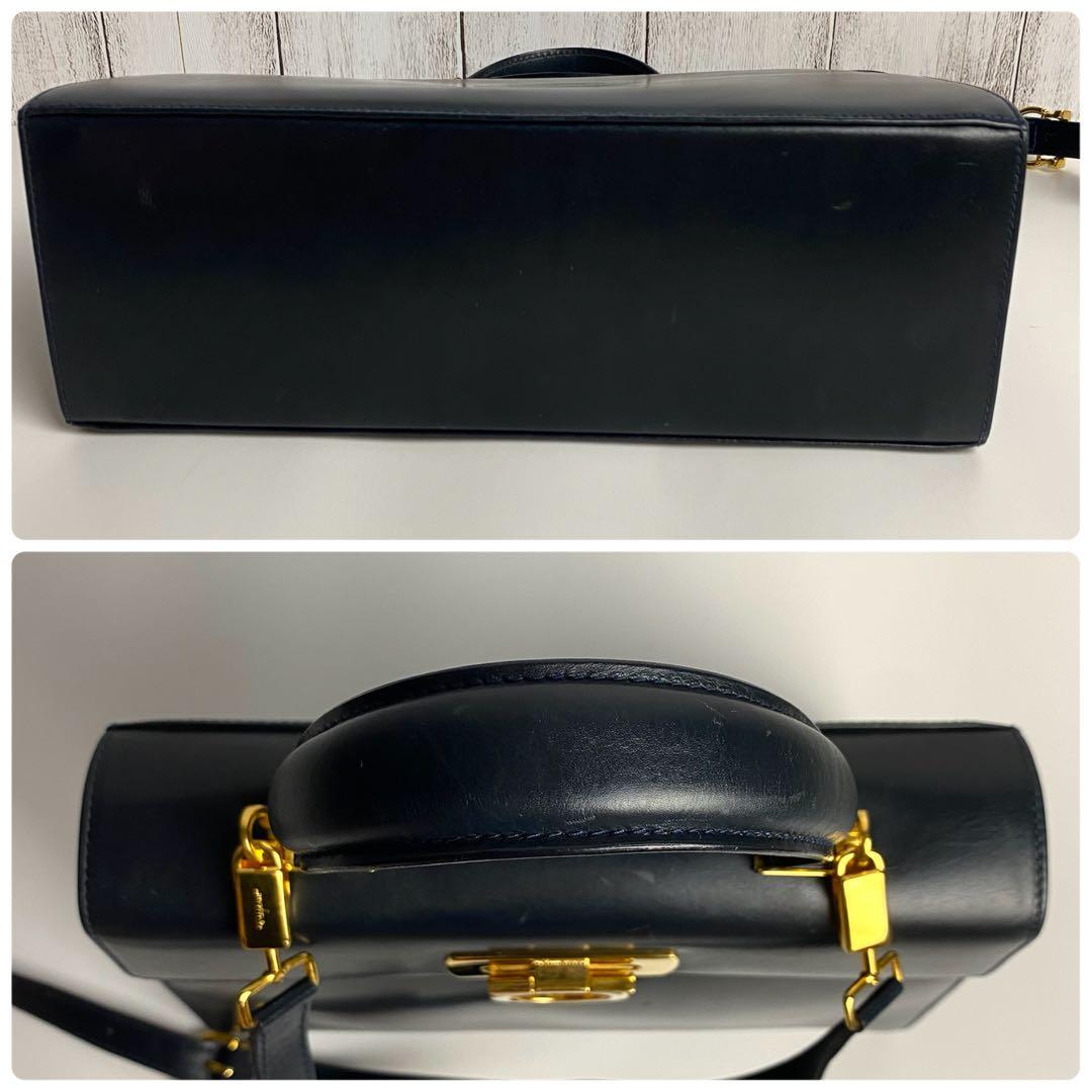 【美品☆人気】フェラガモ ガンチーニ ハンドバッグ 2way ブラック