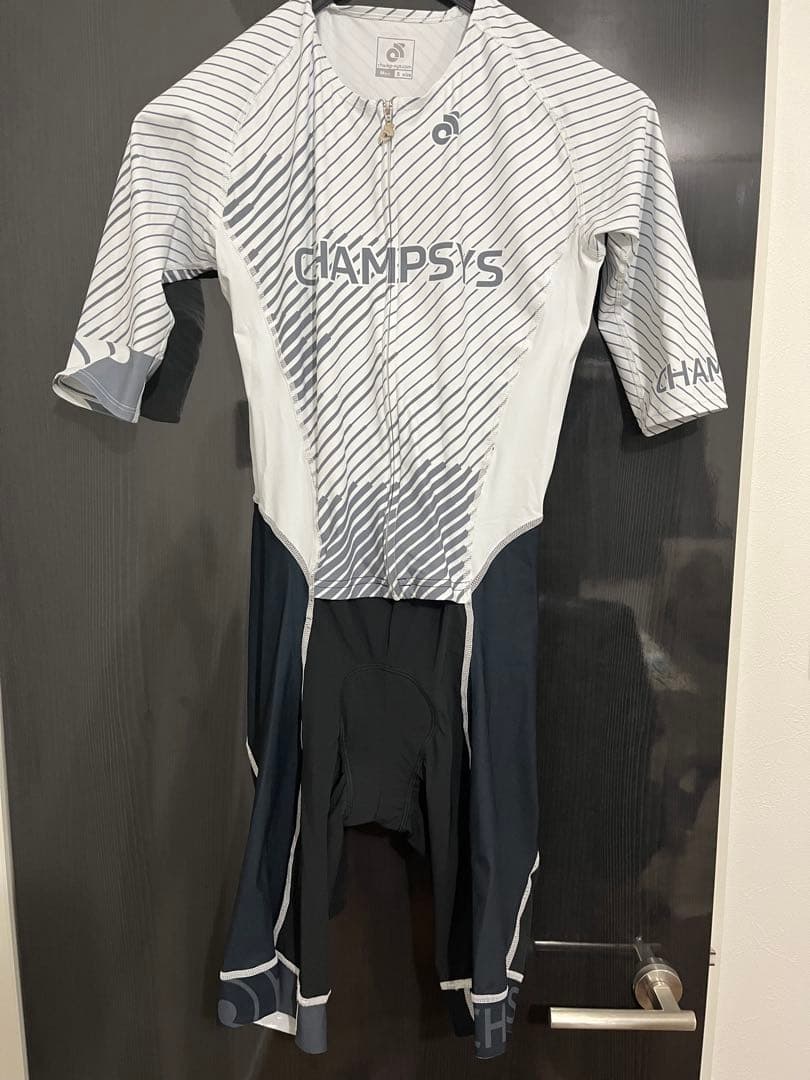 【ほぼ未使用】　PerformanceエアロトライスーツUNISON WHITE