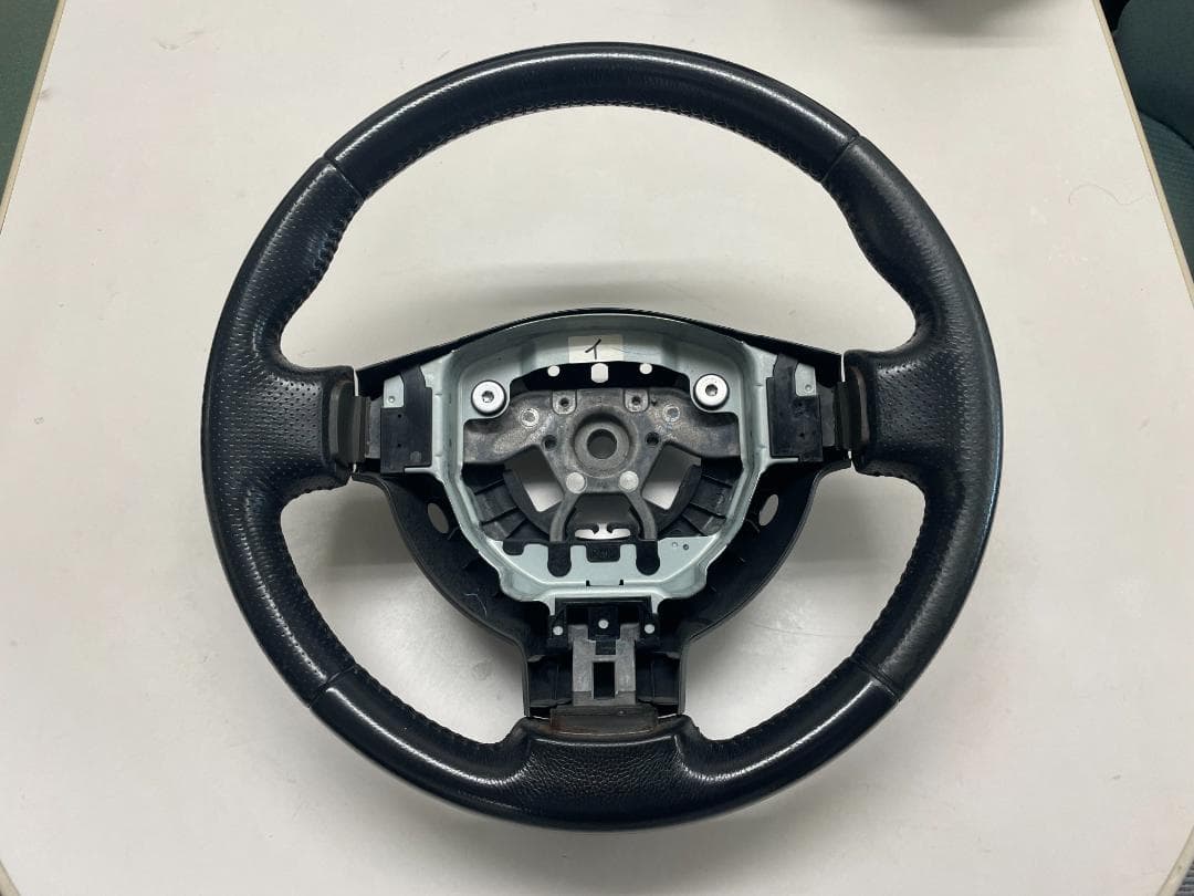 日産エクストレイル T31 ステアリングホィール