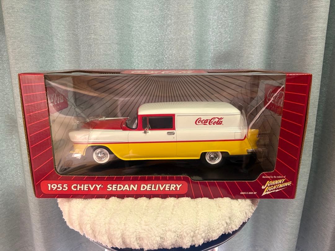 ジョニーライトニング　コカ・コーラ 1955 シボレー セダン デリバリー　絶版