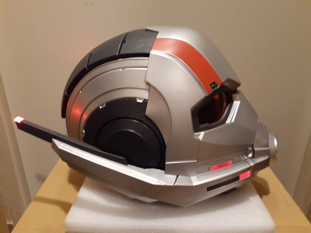 ハズブロ マーベルレジェンド１/1アントマン エレクトリックヘルメット