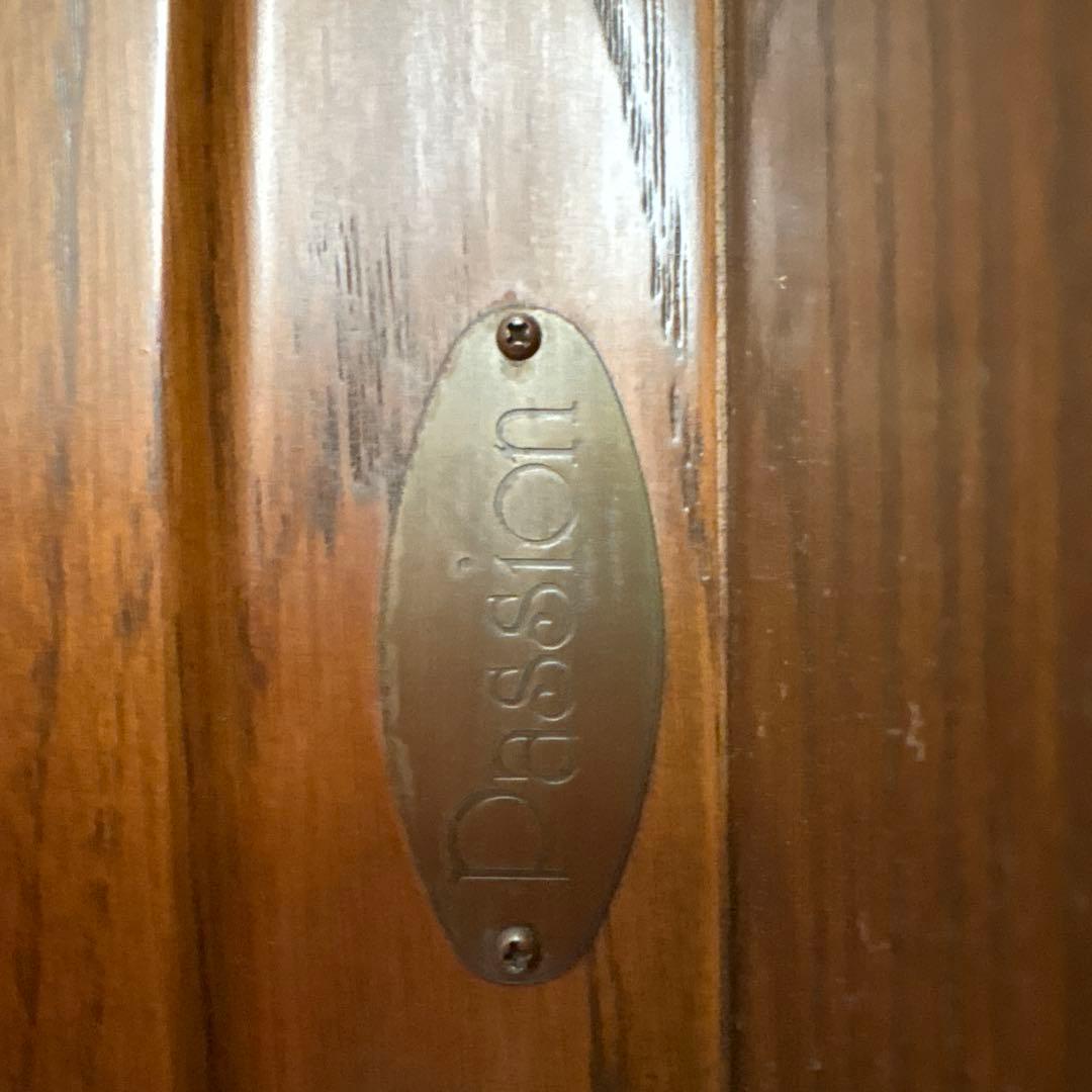 ❷高級家具　passionブランド　横型　カップポード飾り棚　ハイセンス　お洒落