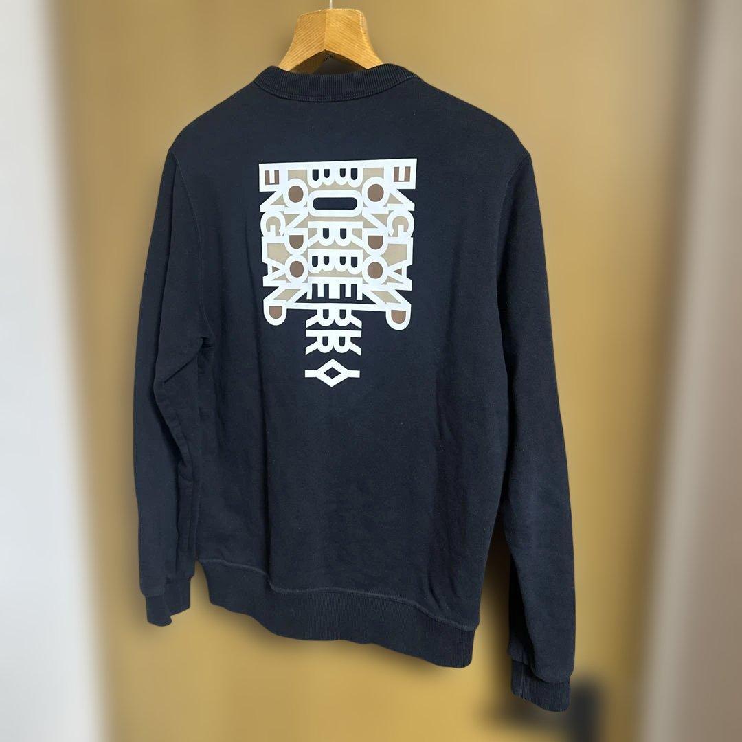 本日限定価格　バーバリー　トレーナー