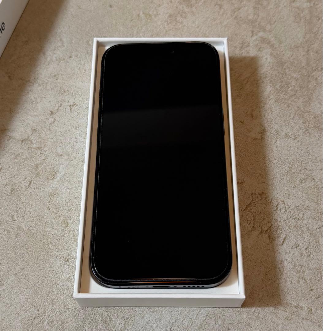 iPhone 16 Pro black 512GB SIMフリー