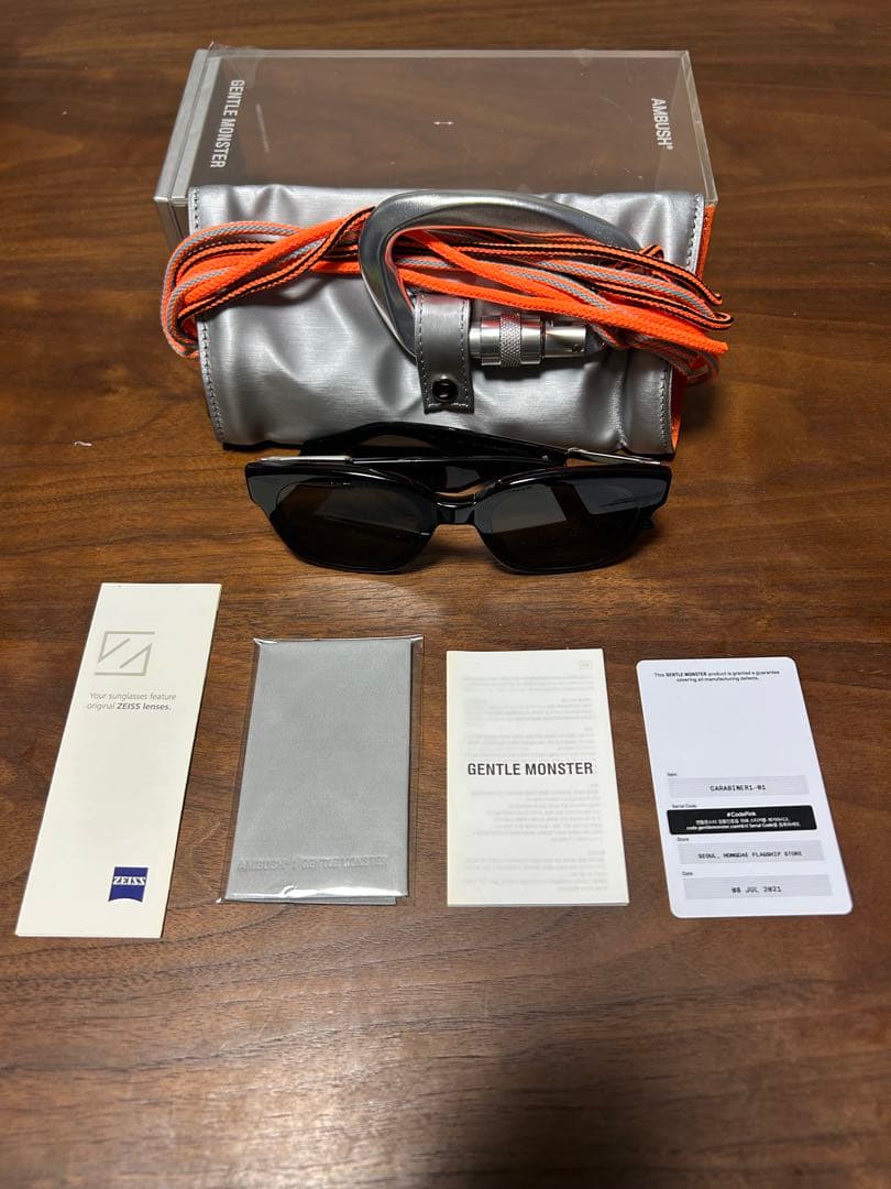 GENTLE MONSTER ジェントルモンスター アンブッシュ　カラビナ