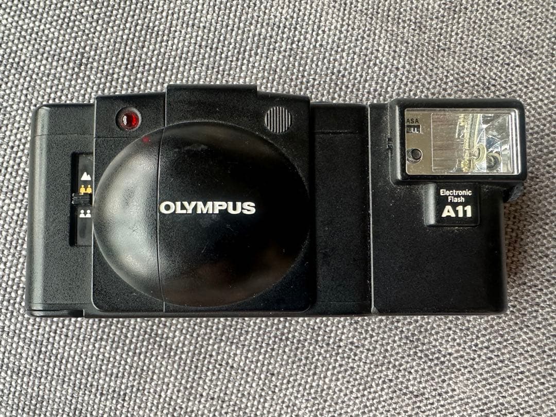 OLYMPUS XA2 正常動作確認済み　フラッシュ付け