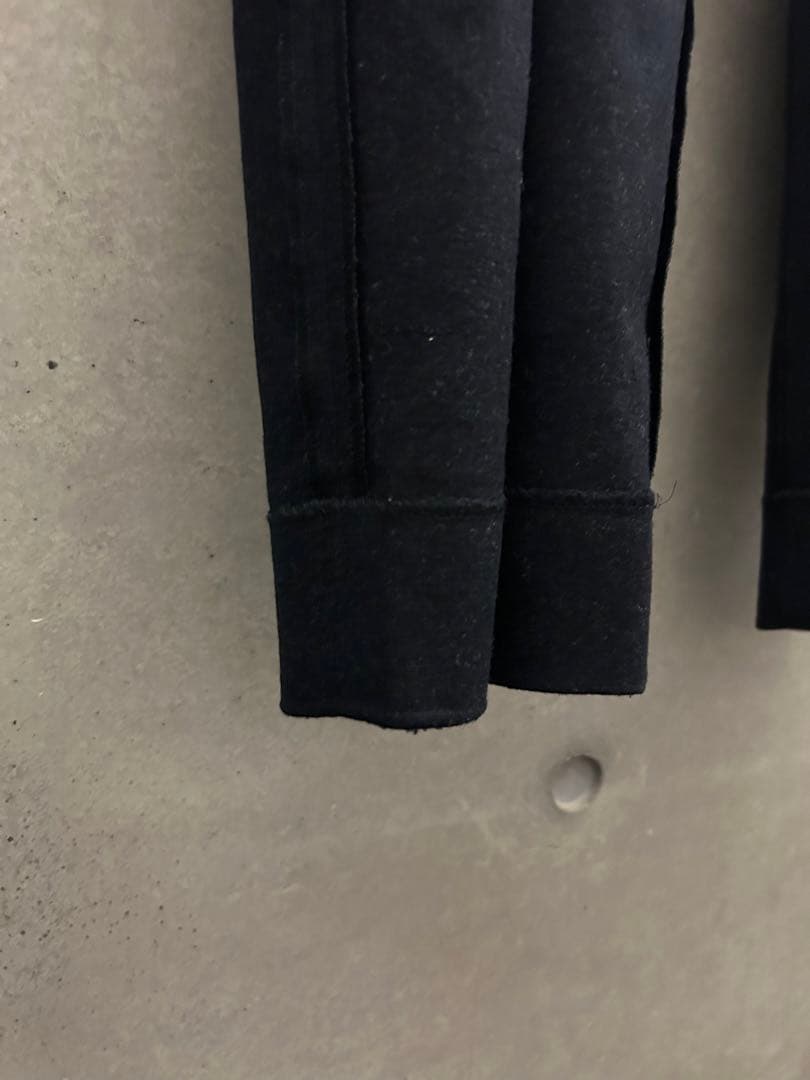 ニ*ス様 ジャブスアルキヴィオ　マサッチョ　ワンプリーツ　センタークリース