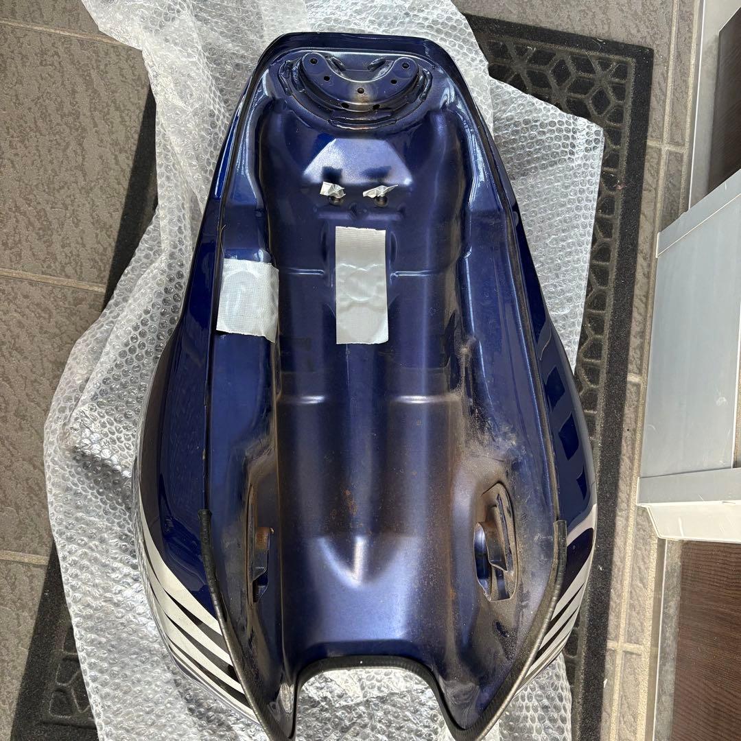 YAMAHA XJR400R タンク