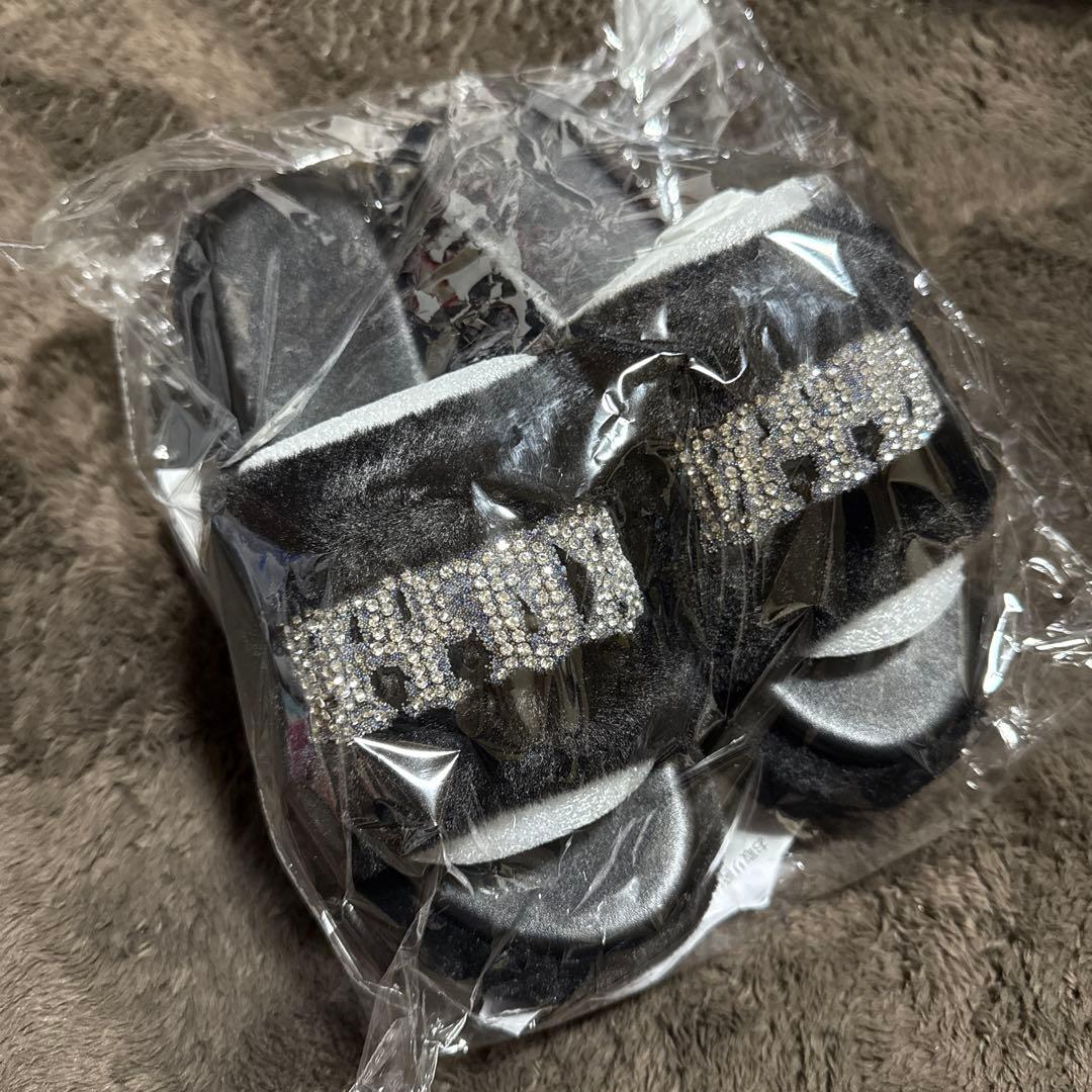 GYDA ノベルティ ファーサンダル