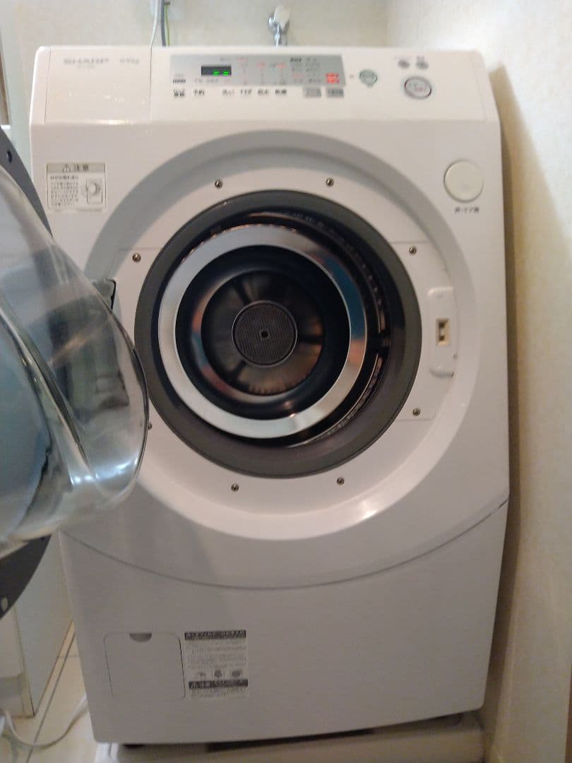 2013年製シャープドラム式洗濯乾燥機　動作良好！ 引き取り価格は1万円！