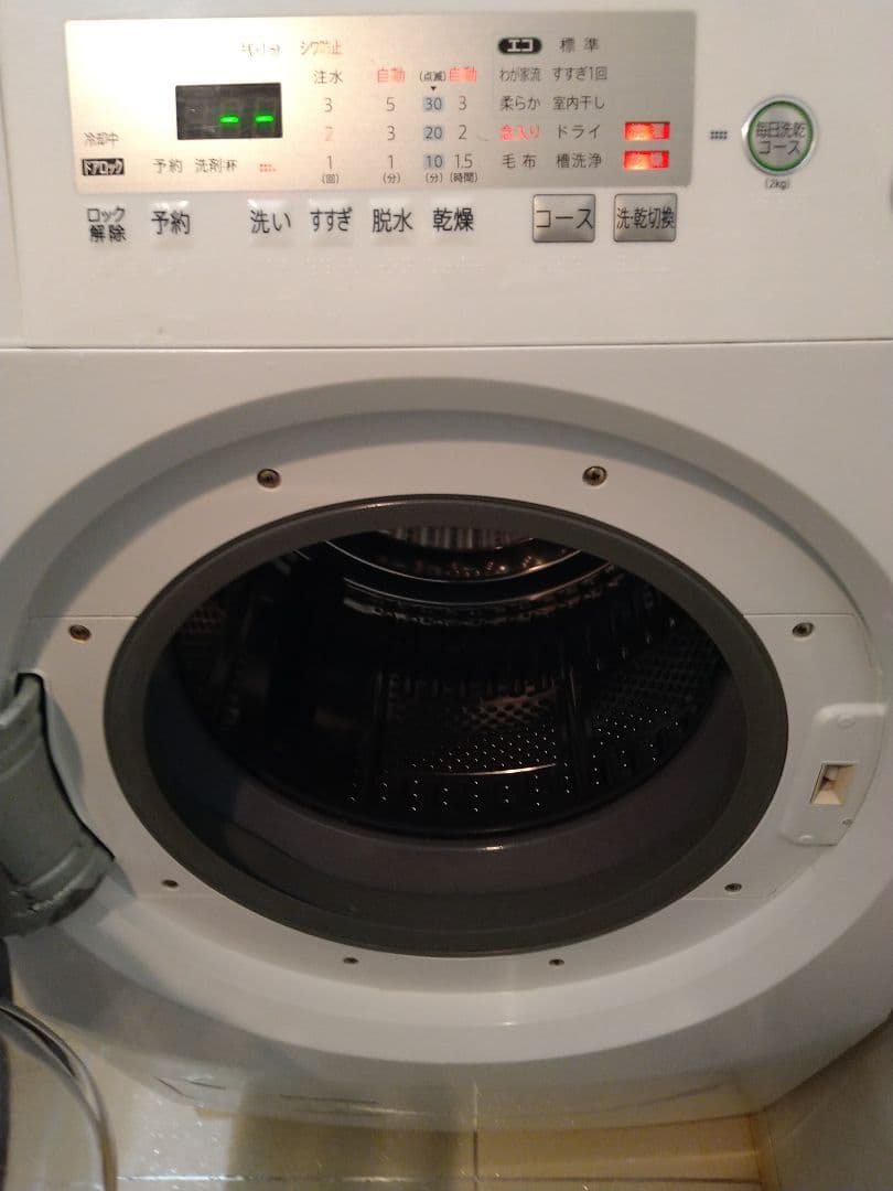 2013年製シャープドラム式洗濯乾燥機　動作良好！ 引き取り価格は1万円！