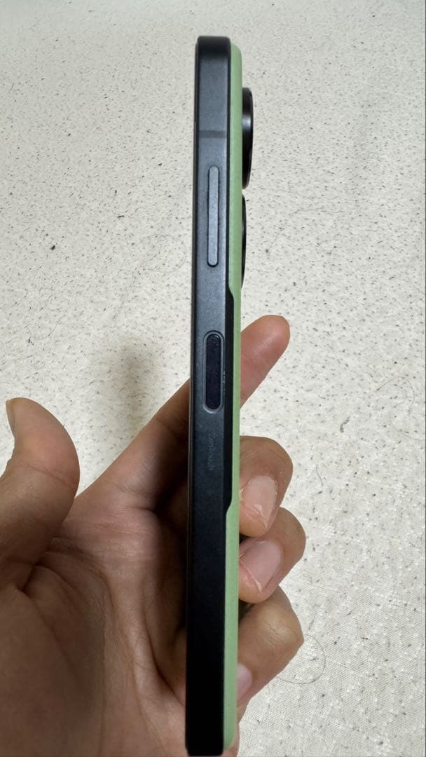 Zenfone10 RAM8GB・128GBグリーン【国外版・SIMフリー】