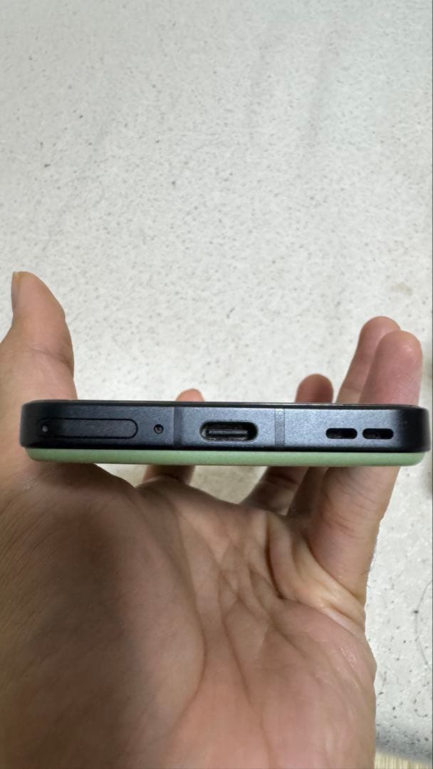 Zenfone10 RAM8GB・128GBグリーン【国外版・SIMフリー】