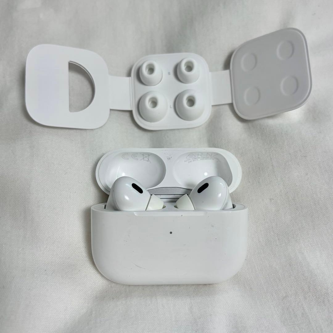 AirPods Pro第2世代Lightningモデル イヤーチップ付き