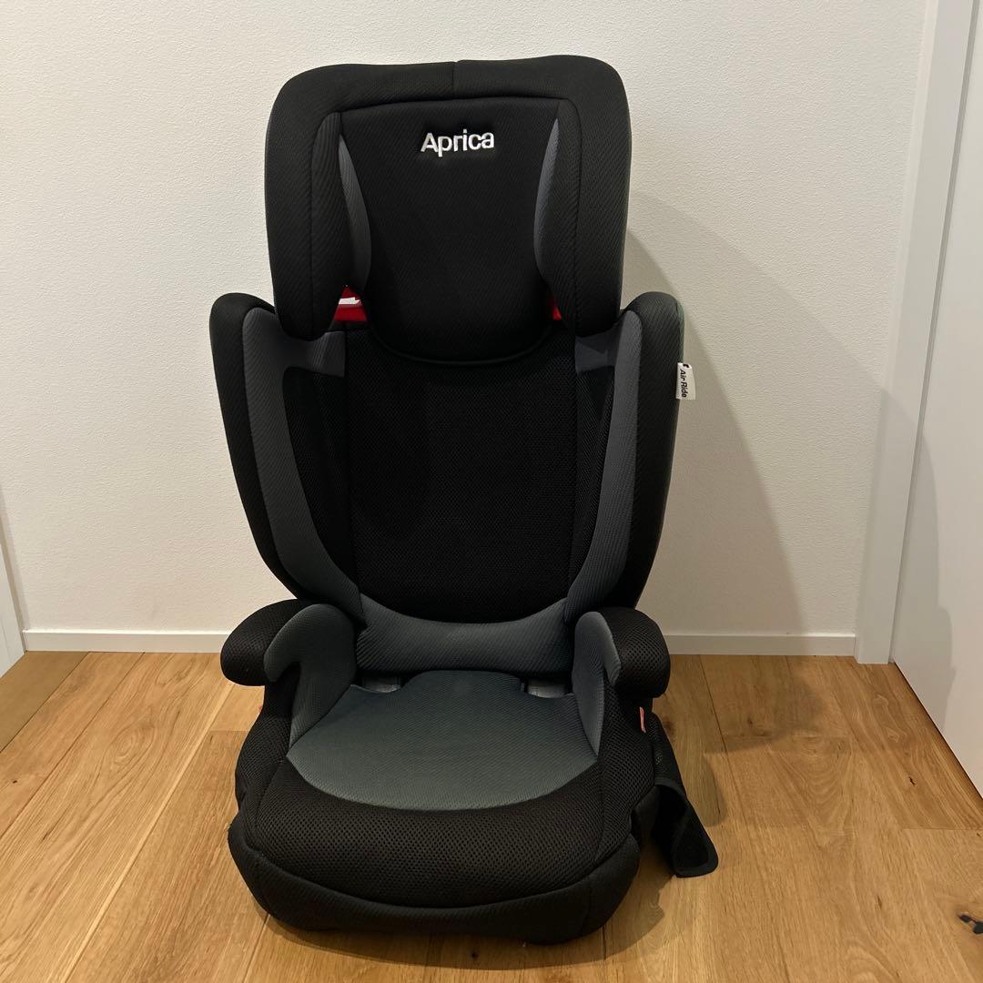 Aprica ジュニアシート 黒/グレー　おまけ付き