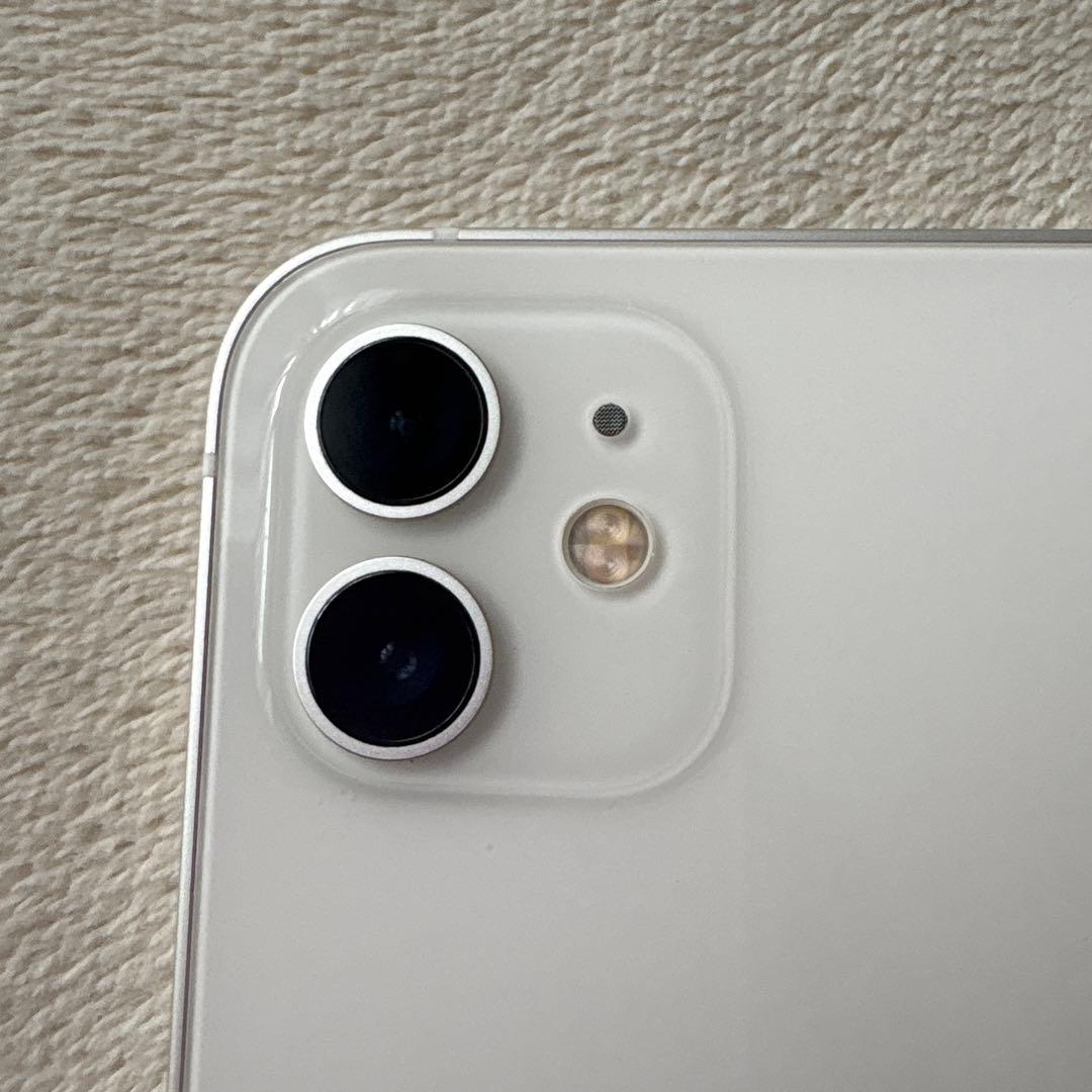iPhone 12 64GB ホワイトSIMフリー　美品　電池85% おまけ