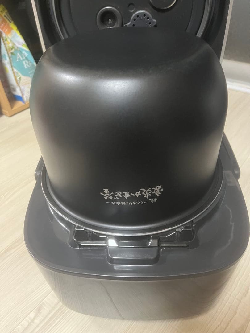 象印 圧力IH炊飯ジャー NW-JX18 2021年製