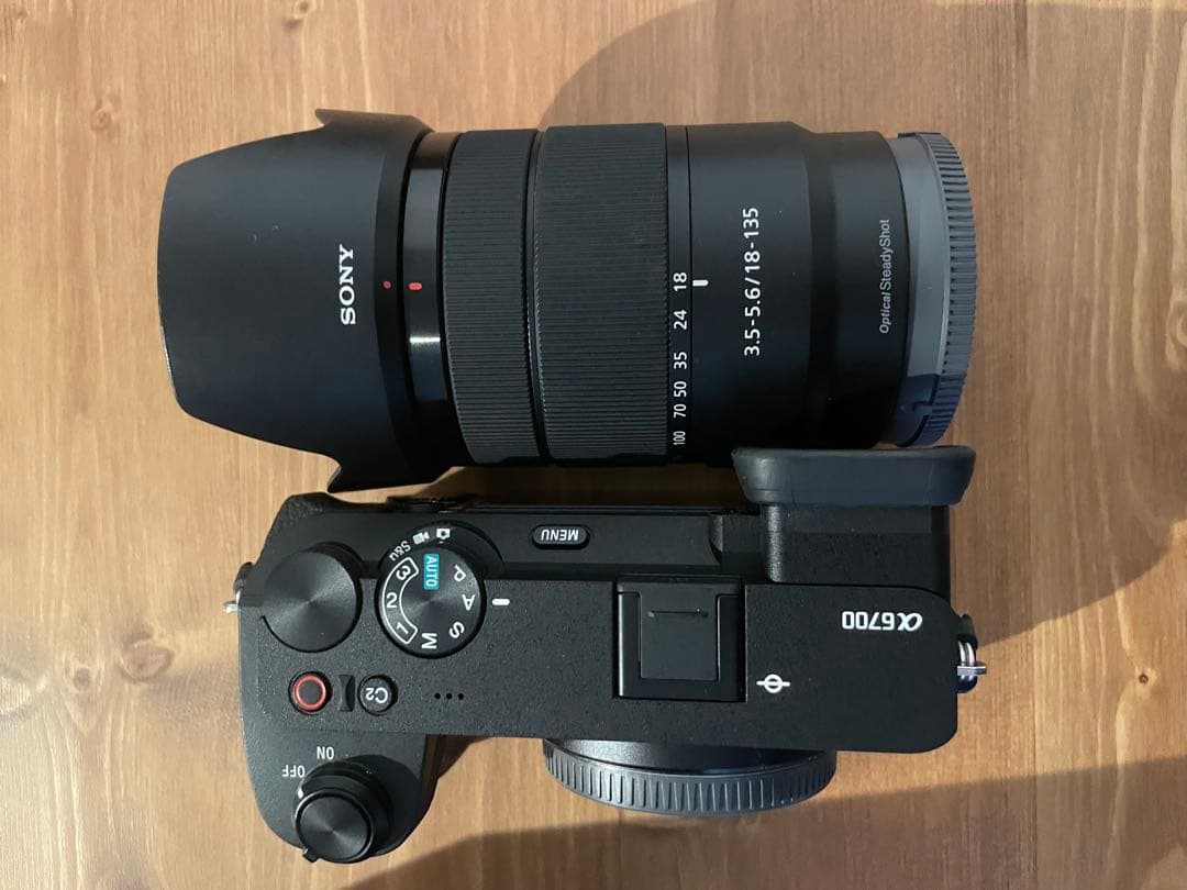 SONY α6700 ミラーレスカメラ　レンズ付18-135mm