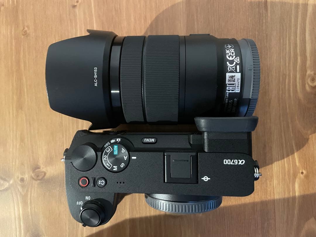 SONY α6700 ミラーレスカメラ　レンズ付18-135mm