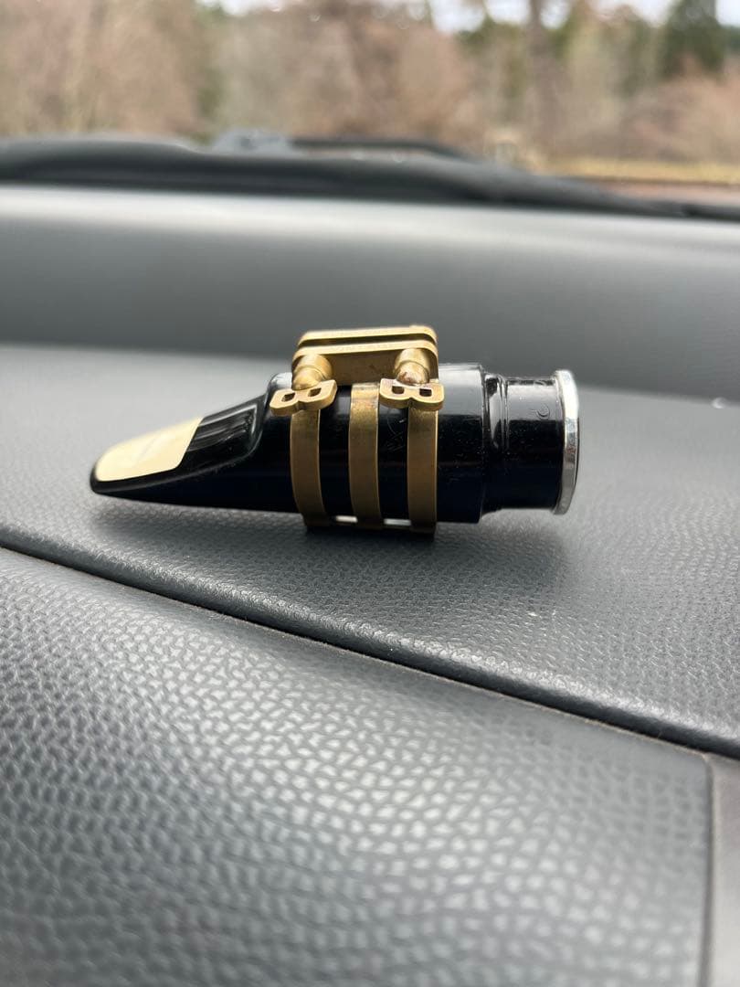 エコーブラス リガチャー アルトサックス ブリルハート