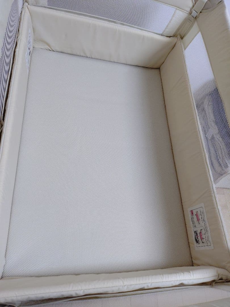 アップリカ ココネル エアー AB　ベビーベッド