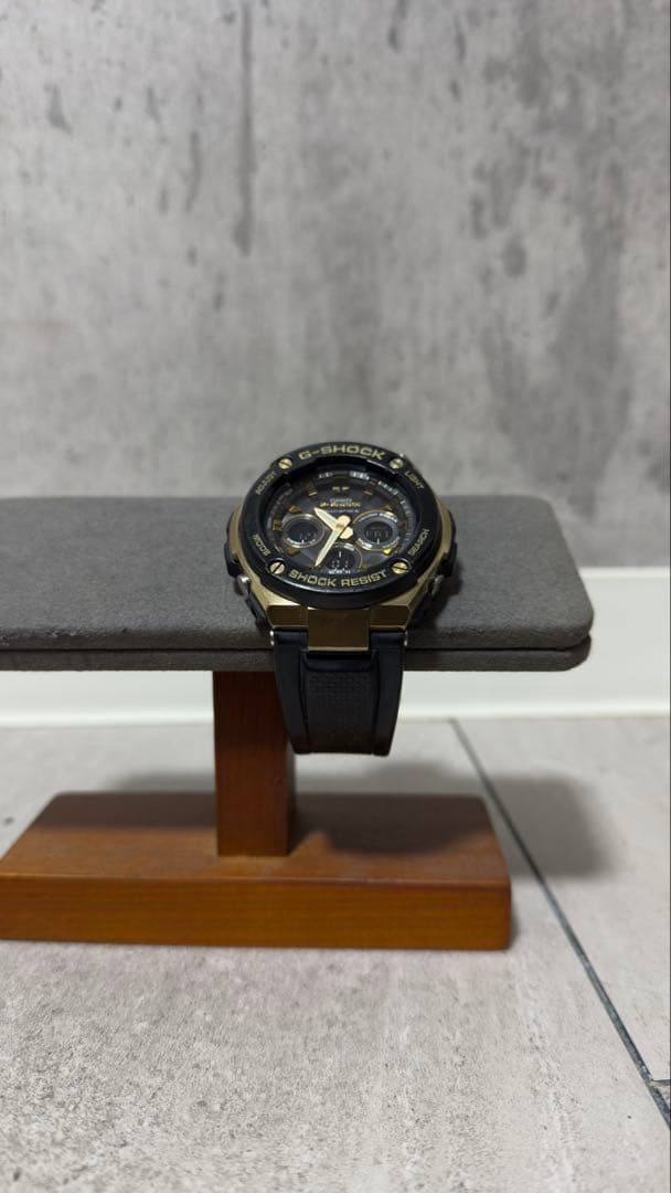 G-SHOCK ジーショック GST-W300G-1A9JF