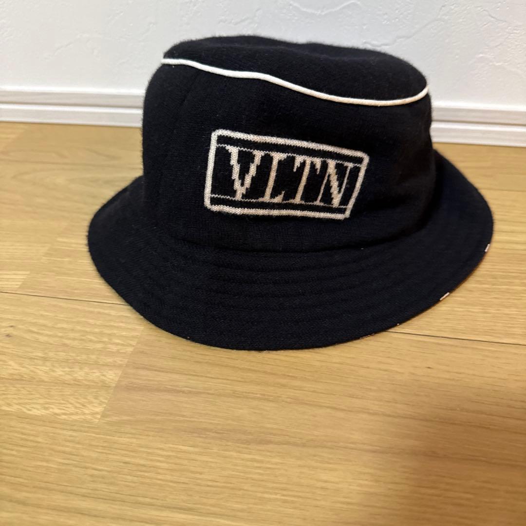 VALENTINO バケハ　リバーシブル