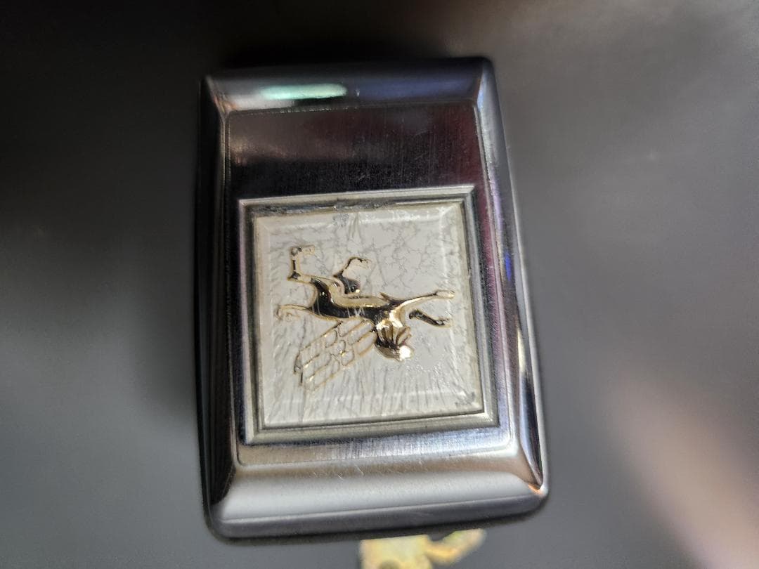 20　ソアラ　トランク　キーエンブレム