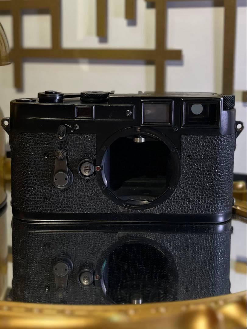 Leica M3 DSブラック 真鍮の覗く色気 動作良好